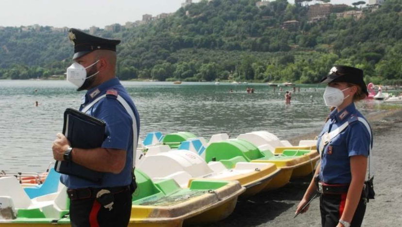 Le regole di Ferragosto, stretta sul green pass: ecco cosa si potrà fare article-post