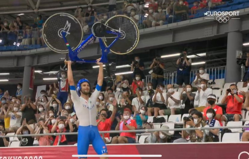 Oro e record del mondo: l’impresa più grande di queste Olimpiadi arriva dall’Italia dell’inseguimento su pista article-post