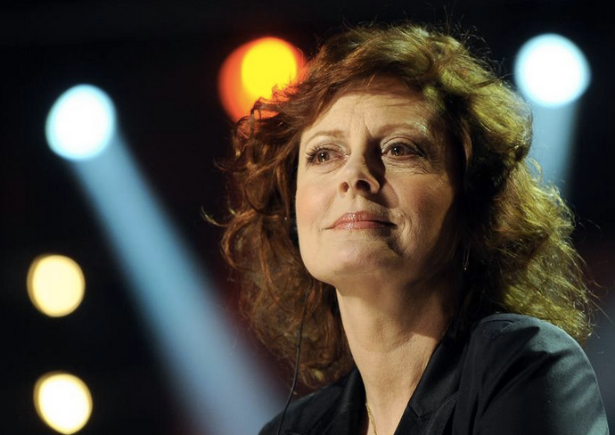 Susan Saradon grida una verità dimenticata: più soldi per sanità meno per le armi article-post
