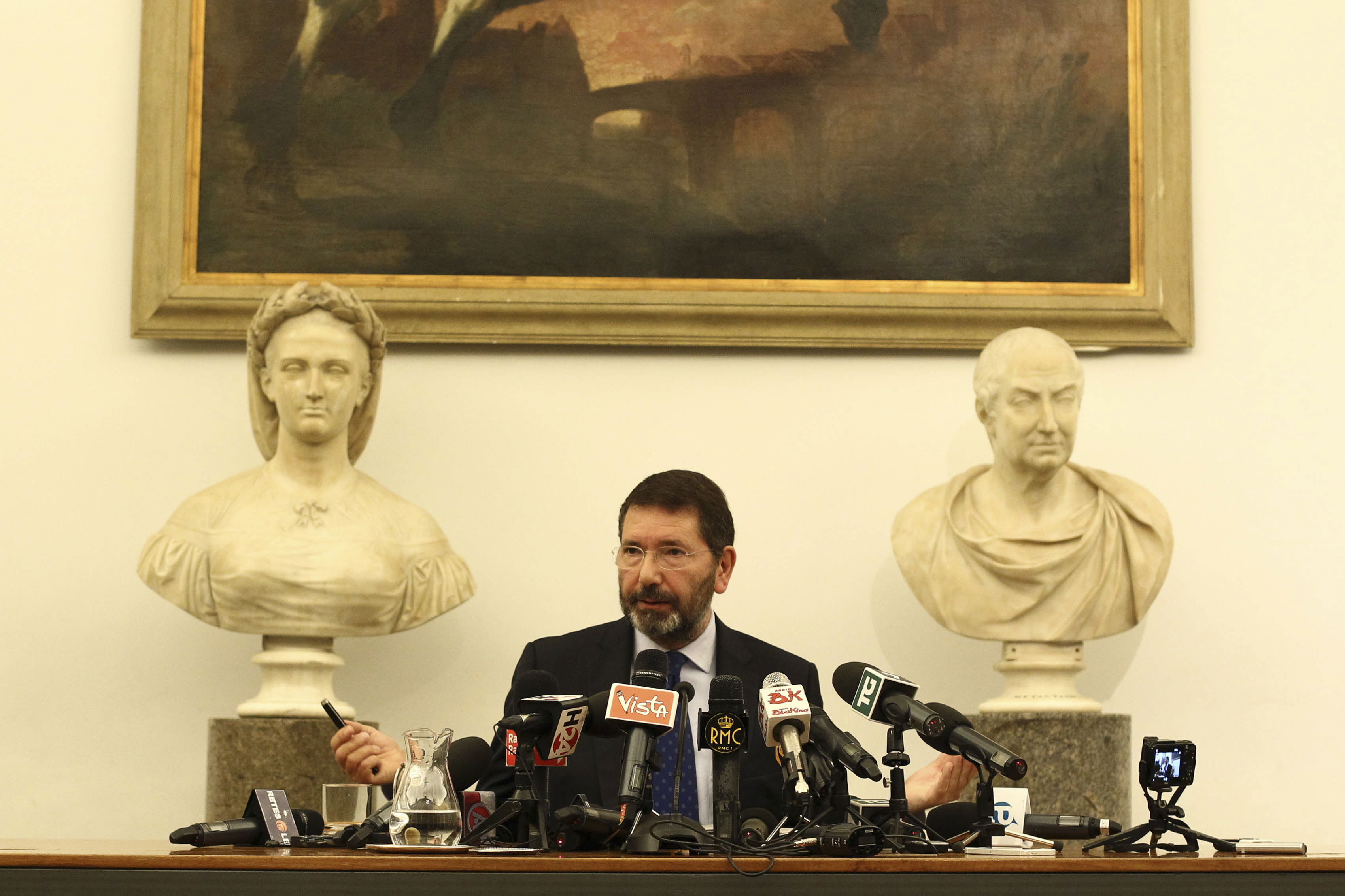 marino raggi caduta roma