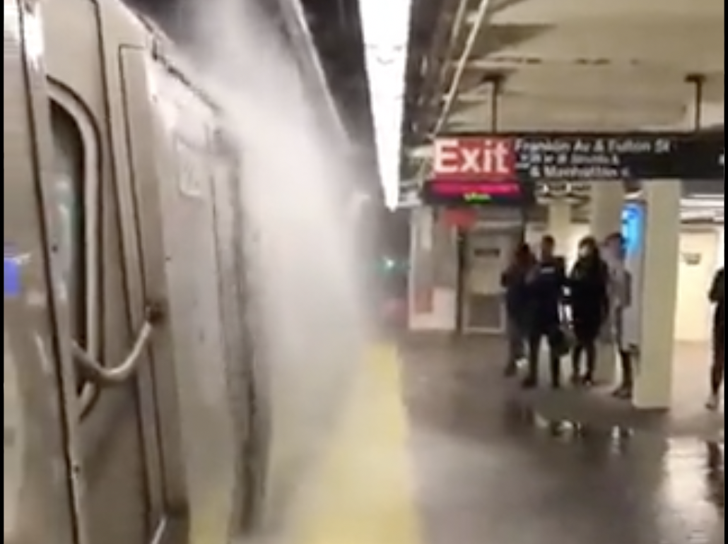 Le spaventose immagini di New York travolta dall’alluvione Ida | VIDEO article-post