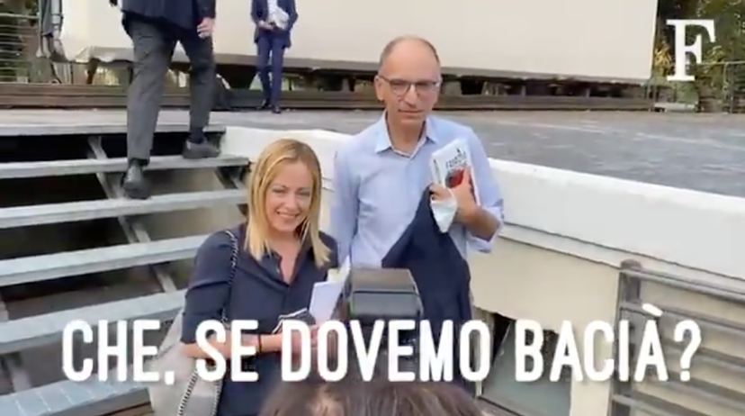 “Che se dovemo bacia’?”: la classe di Giorgia Meloni mentre fa le foto con Letta | VIDEO article-post