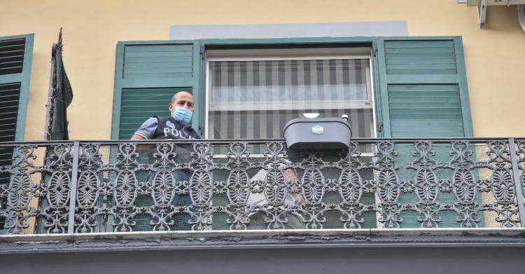 Mariano Cannio bimbo morto caduto napoli balcone via foria