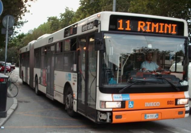 bus 11 rimini aggressione