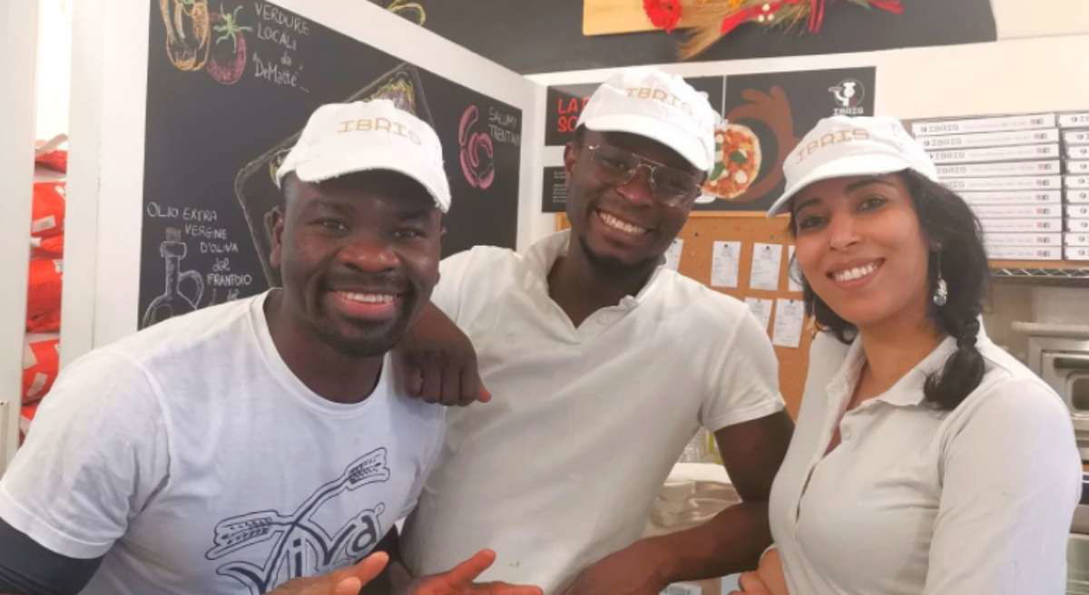 La storia di Songne: arrivato dal Burkina Faso a 12 anni è oggi uno dei migliori pizzaioli in Italia article-post