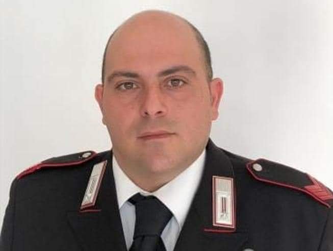vicebrigadiere carabinieri ferito colpo pistola
