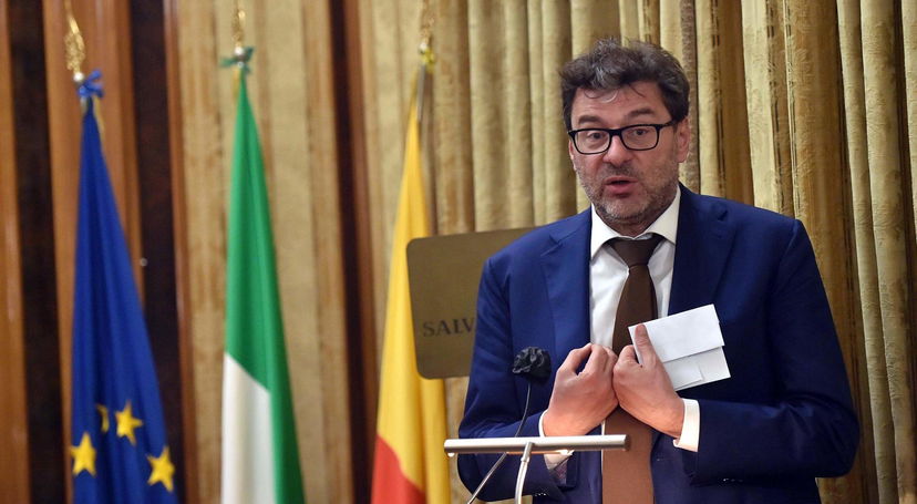 Lega attapirata per il reddito di cittadinanza, il governo non lo cancellerà article-post