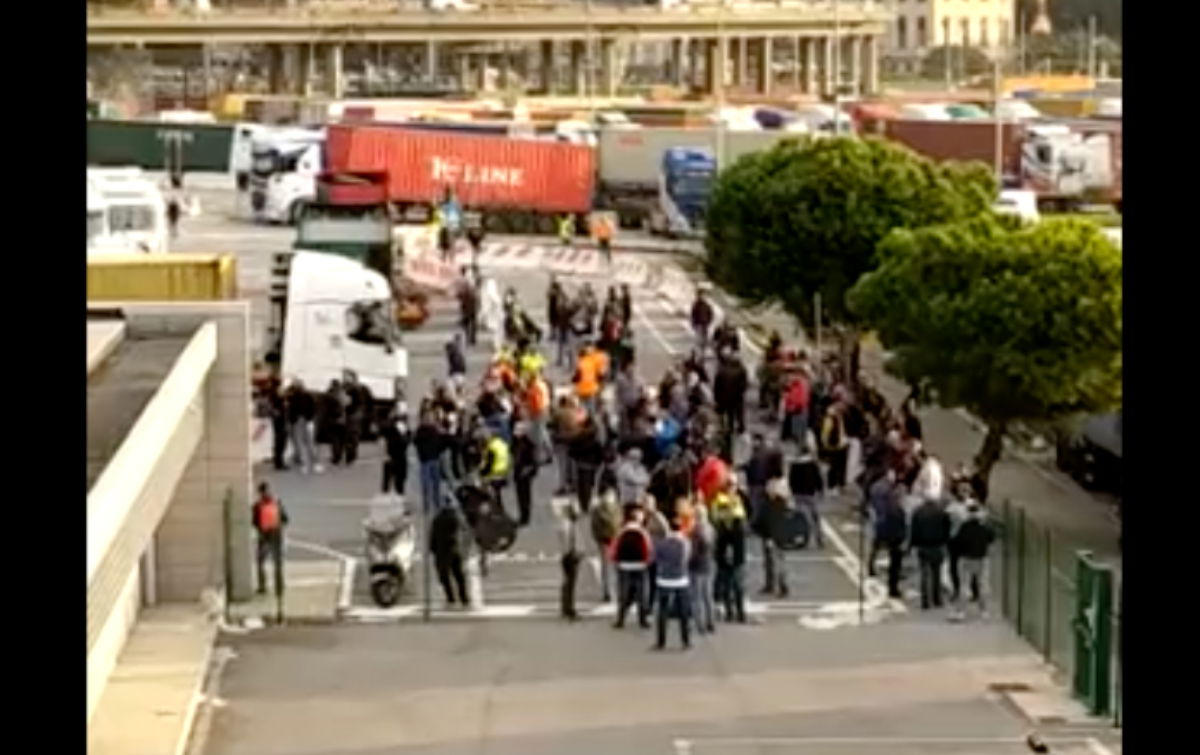 A che punto è la trattativa Stato-tampone? Intanto il blocco del porto di Trieste dichiarato illegittimo article-post