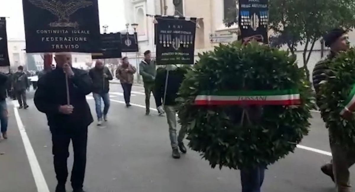 La commemorazione fascista a Predappio per ricordare la Marcia su Roma, senza saluti romani article-post