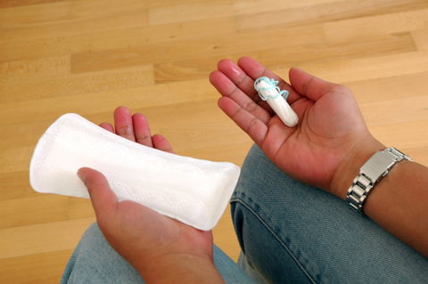 Tampon tax e ciclo mestruale: capiamo perché la coppetta non è una scelta inclusiva preview