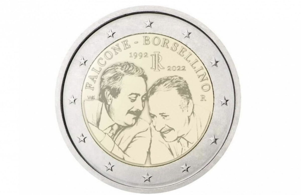 L’omaggio a Falcone e Borsellino: i loro volti sulla moneta da 2 euro a 30 anni dalle stragi di mafia article-post