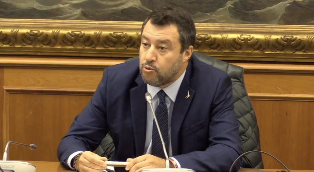 Salvini smentisce se stesso in tre minuti parlando dell’estratto conto di Renzi | VIDEO article-post
