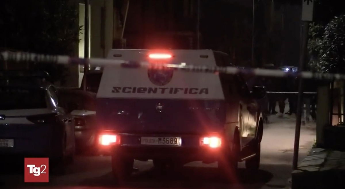 La strage di Sassuolo: l’uomo che uccide la compagna, i due figlioletti, la suocera e poi si suicida article-post
