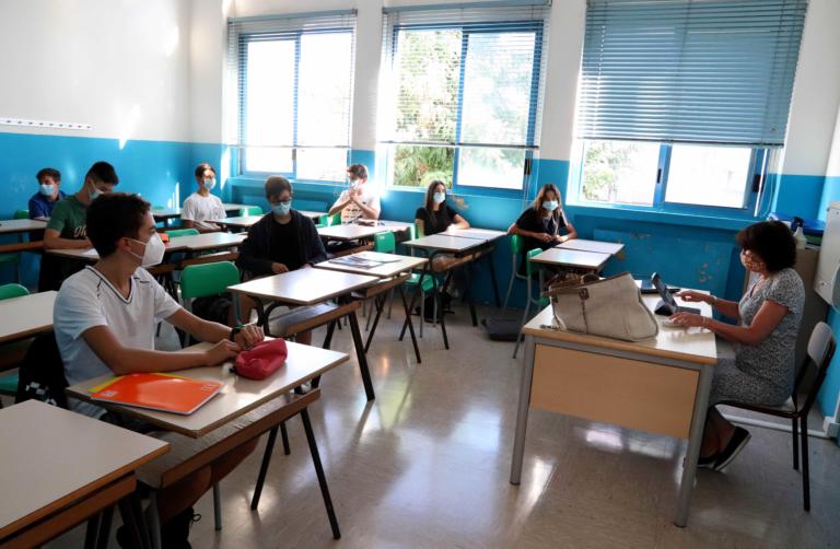 Alunni che non si avvalgono dell’insegnamento della Religione cattolica: modulo di autorizzazione all’ingresso o all’uscita Alunni che non si avvalgono dell’insegnamento della Religione cattolica: modulo di autorizzazione all’ingresso o all’uscita