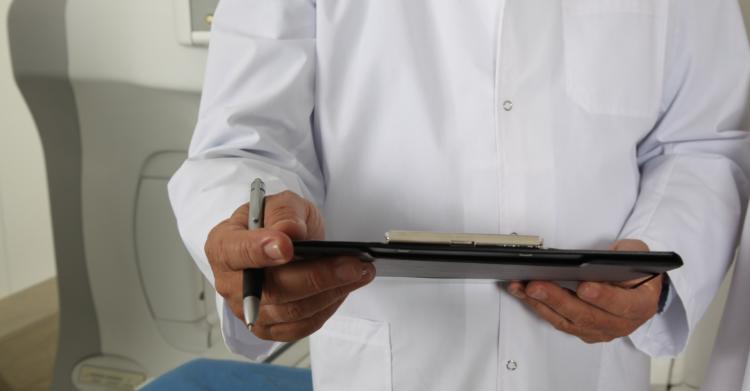 Medico spacciatore