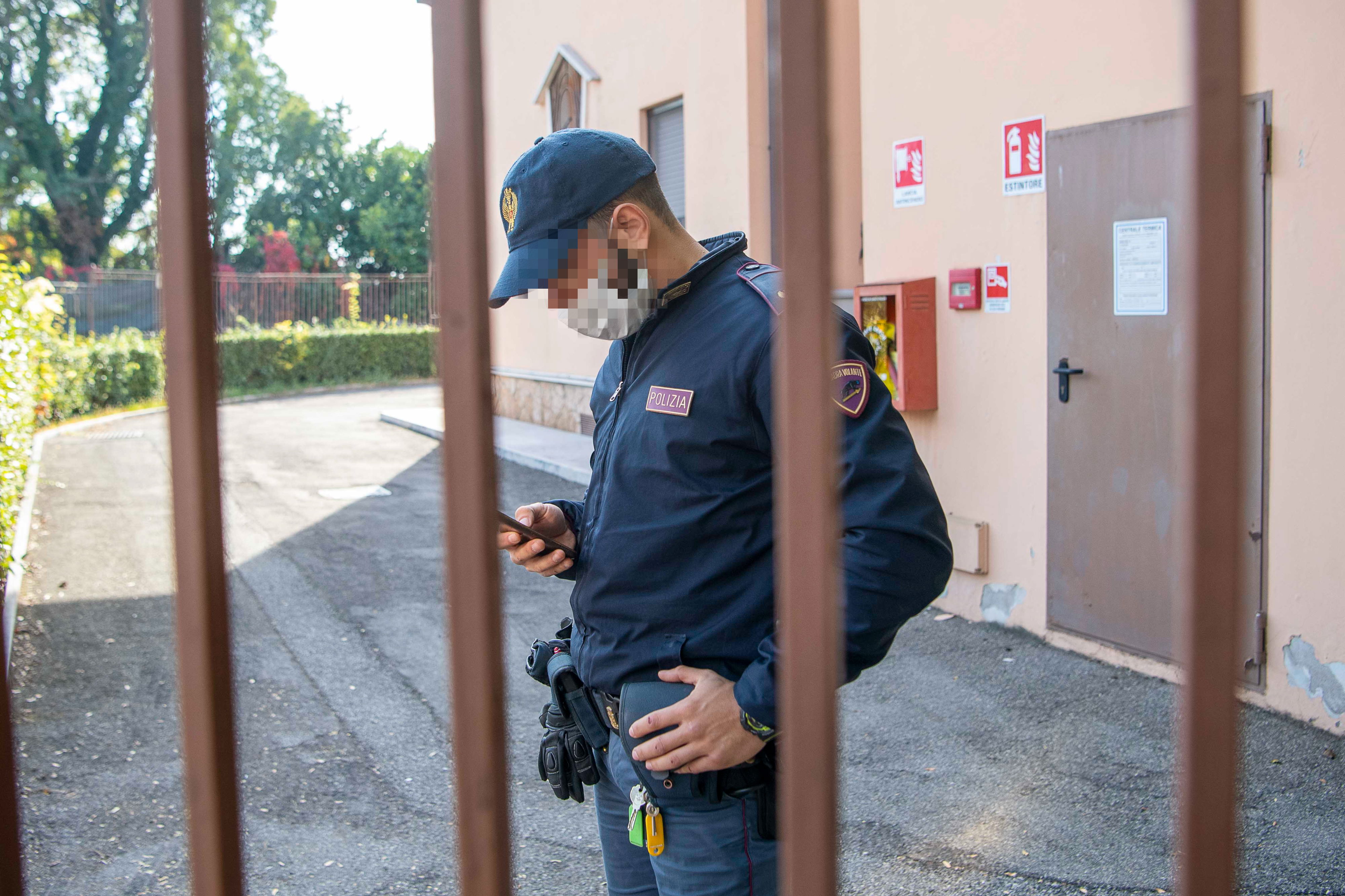 Poliziotti sospesi