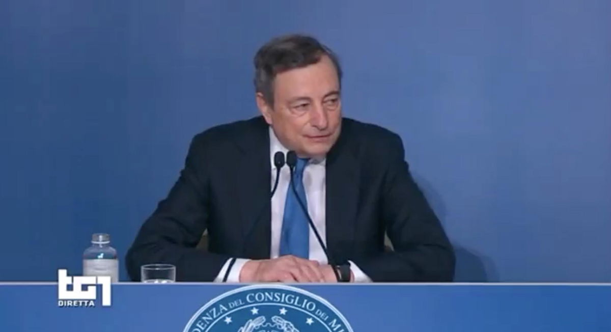I 45 secondi in cui Draghi spegne le volontà della Lega di bloccare i referendum su eutanasia e cannabis | VIDEO article-post