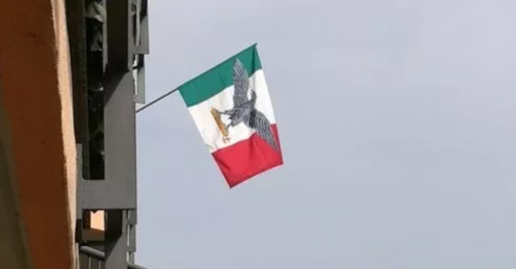 bandiera repubblica di salò vilipendio fascismo