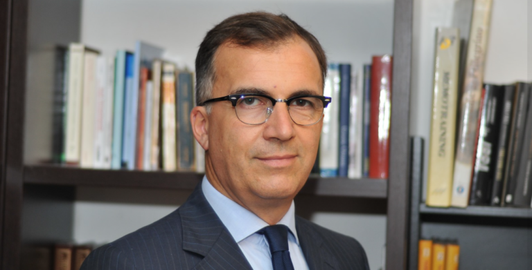 L’assessore leghista che propone di finanziare nelle scuole un progetto “contro il pensiero unico” L’assessore leghista che propone di finanziare nelle scuole un progetto “contro il pensiero unico”