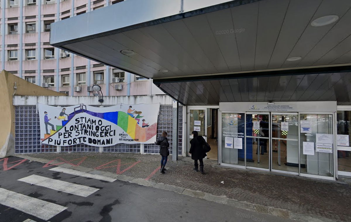 Il bambino di 10 anni non vaccinato morto di Covid a Torino article-post