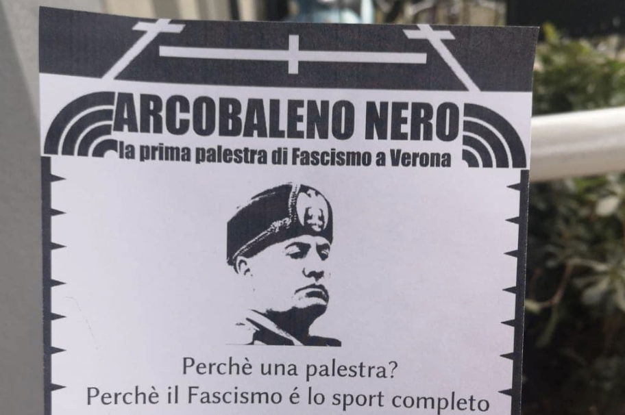 I volantini con il volto del duce per una “palestra fascista” a Verona article-post
