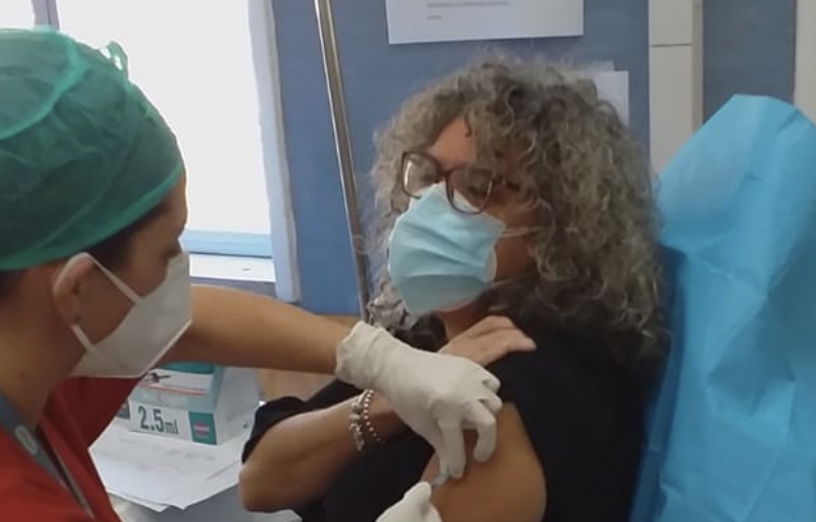 La primaria dell’ospedale di Palermo coperta di insulti per aver detto che nelle intensive i novax muoiono ancora article-post