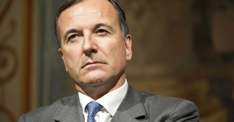 Vigile attesa, Franco Frattini