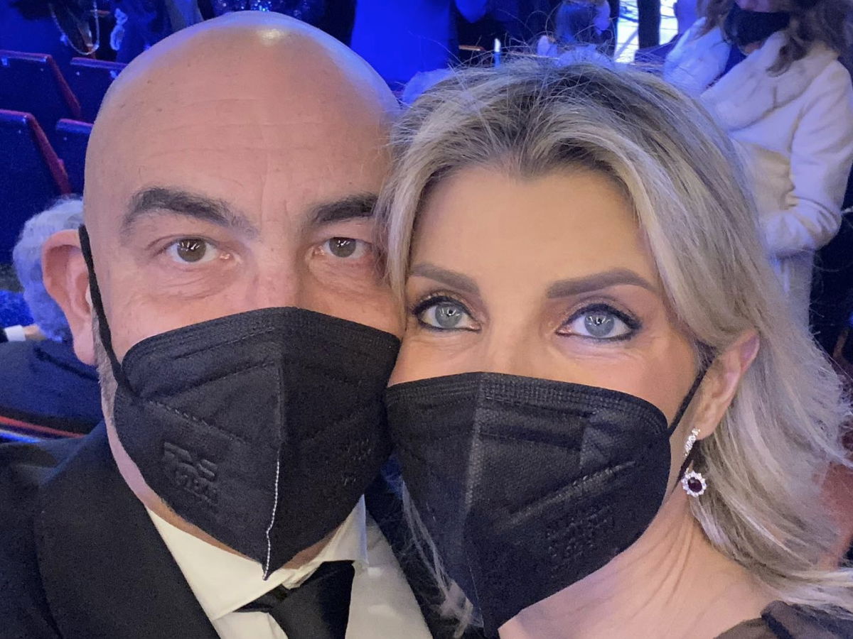 Bassetti insultato e minacciato dai novax mentre è seduto al tavolino del bar article-post