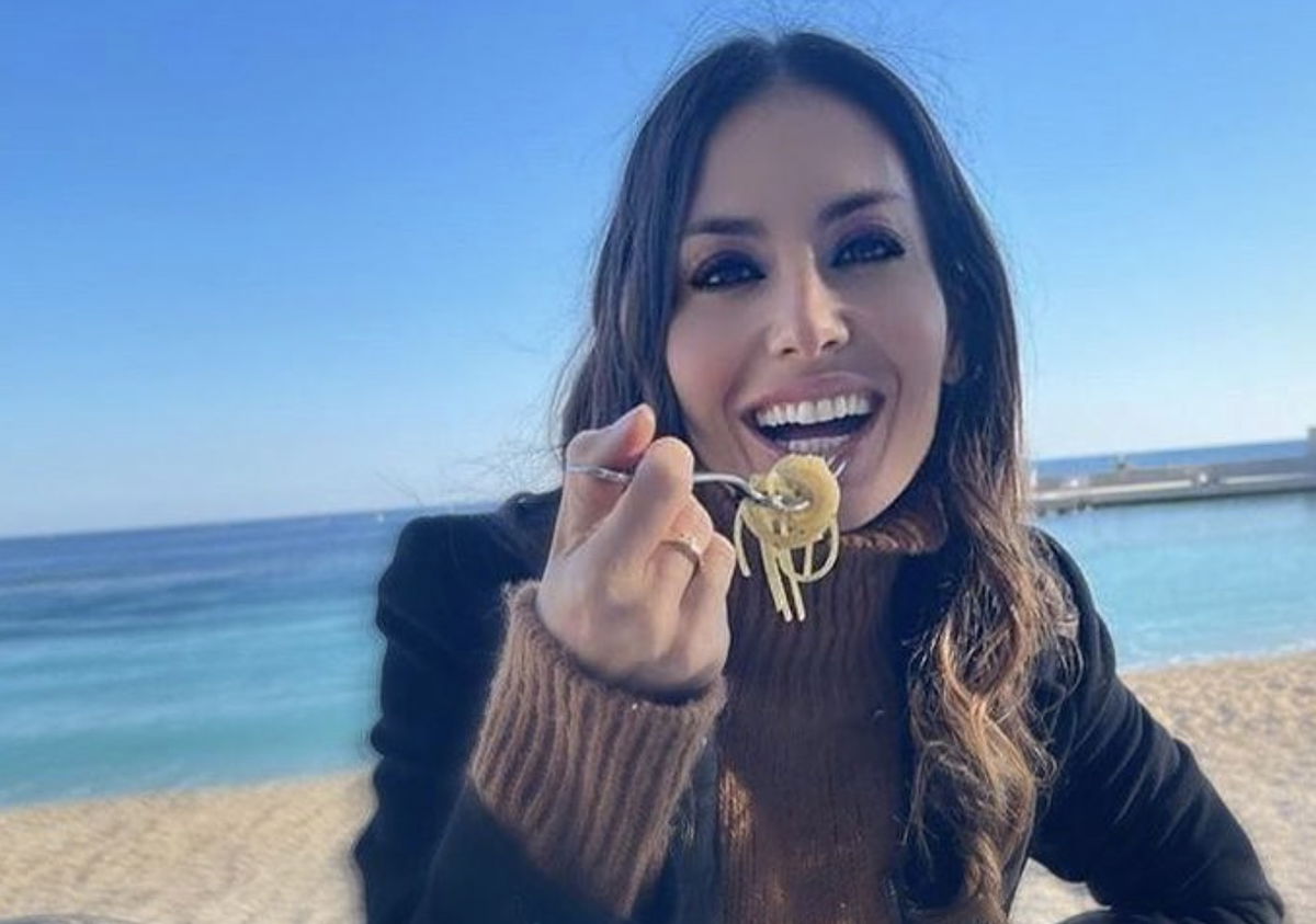 L’annuncio a pagamento sul Corriere per gli auguri a Elisabetta Gregoraci article-post