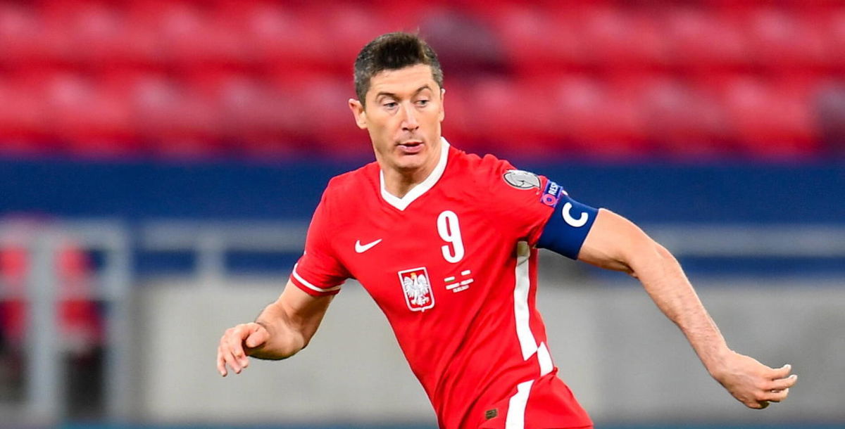 Lewandowski appoggia la decisione della Polonia di non giocare contro la Russia: “Impossibile far finta di niente” article-post