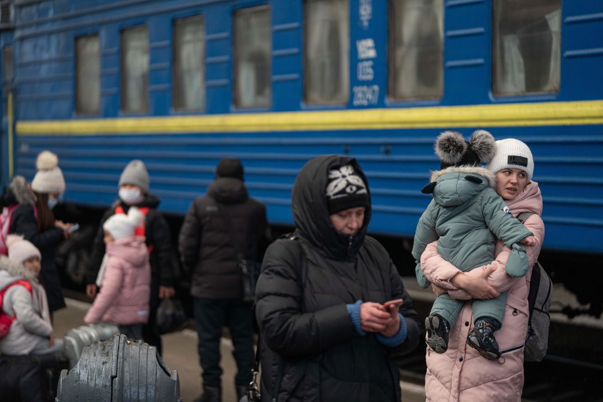 La storica decisione dell’Unione europea sulla “protezione temporanea” ai profughi che scappano dall’Ucraina article-post