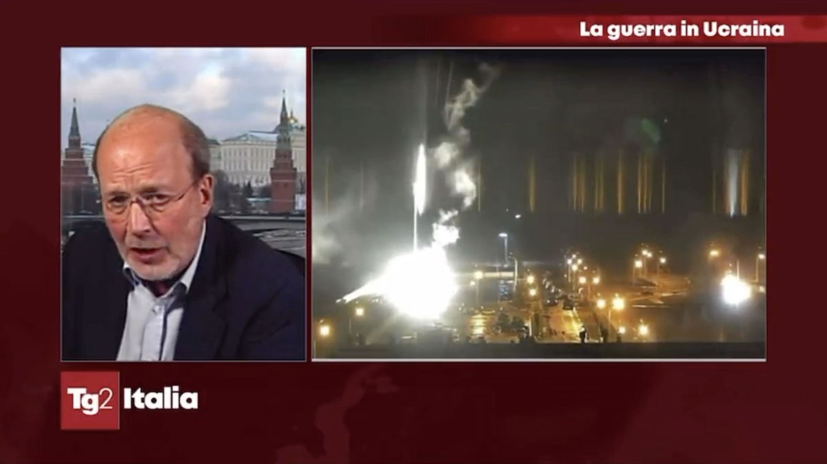 Marc Innaro, il corrispondente del Tg2 da Mosca che riporta la versione russa sui “sabotatori ucraini” alla centrale nucleare | VIDEO article-post