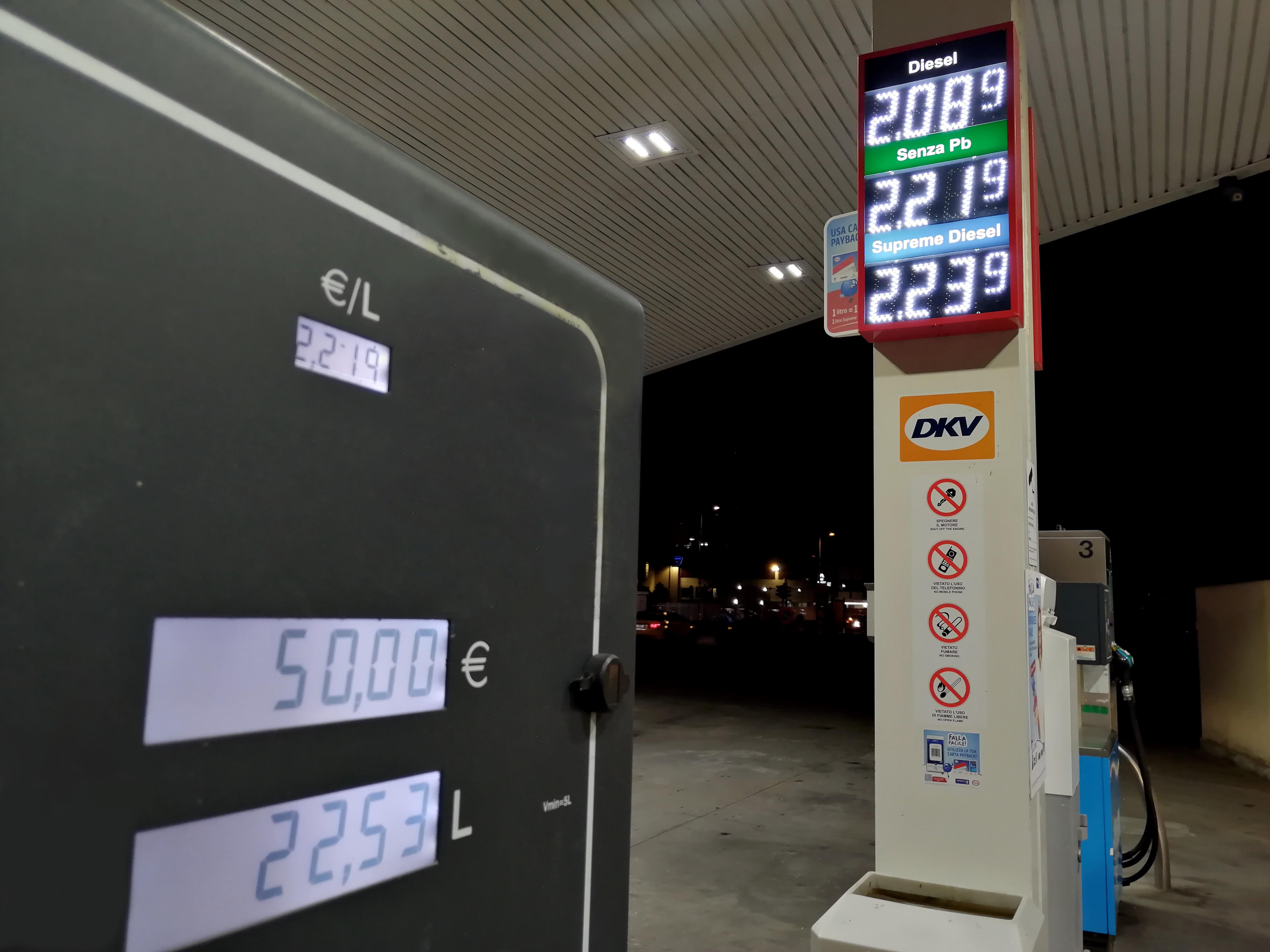 benzina-aumento-prezzo