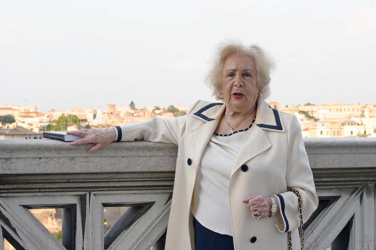 È morta donna Assunta Almirante, vedova del fondatore del Movimento Sociale Italiano article-post