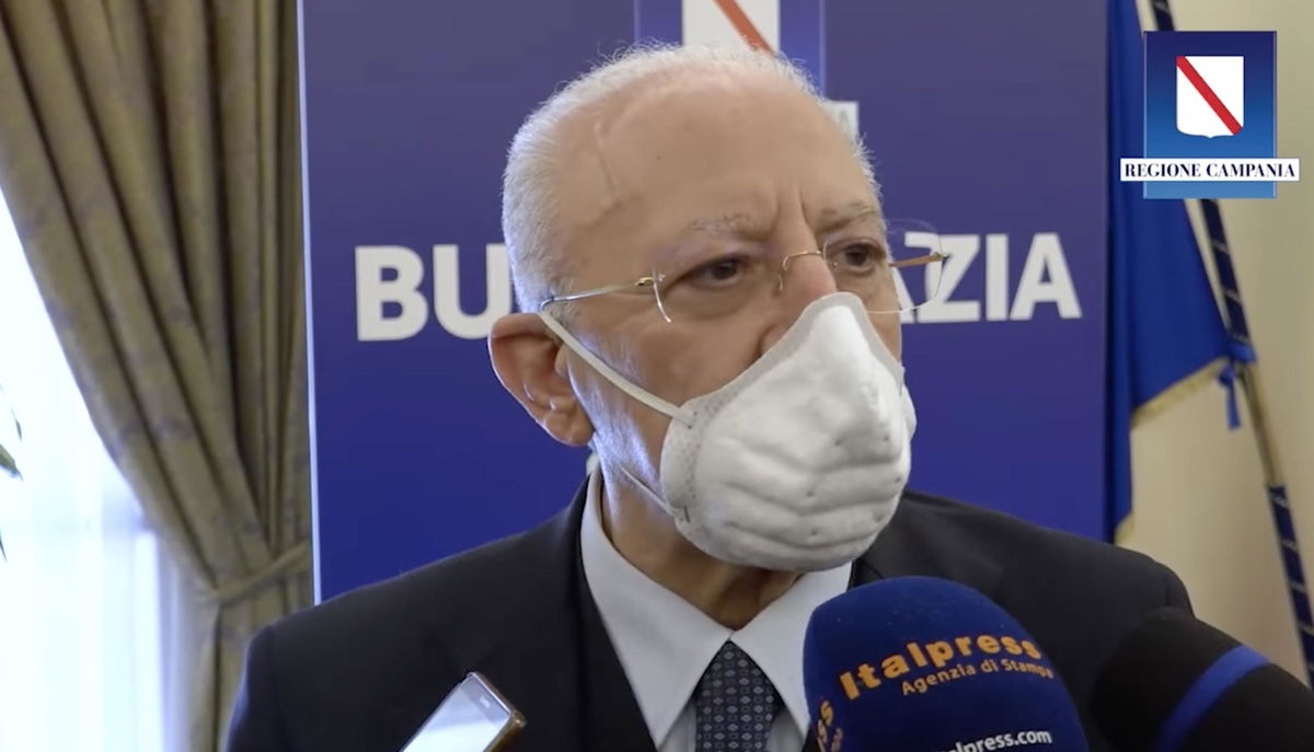 “Senza mascherina solo per mangiare la pastiera”, la ricetta di Vincenzo De Luca per Pasqua | VIDEO article-post