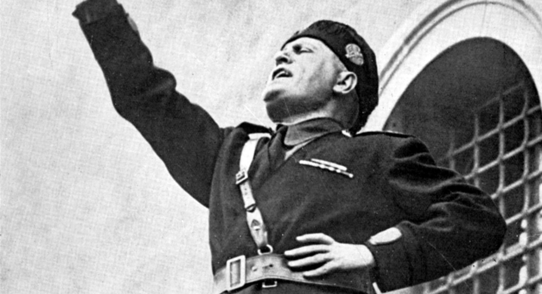 benito mussolini cittadinanza onoraria carpi