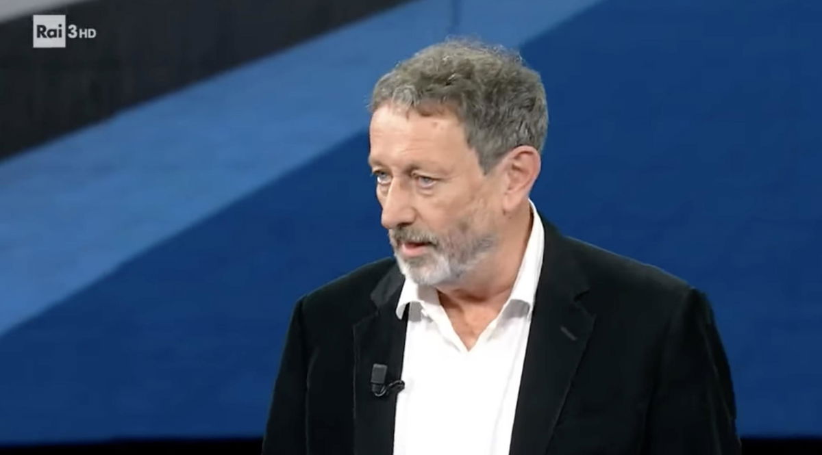 Michele Serra e il 25 aprile del partigiano Luchino, il “Conte Rosso” che ha preferito le galline al Parlamento | VIDEO article-post
