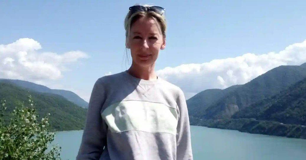 La professoressa russa che parla di Ucraina (e che ora rischia fino a quindici anni di carcere) article-post