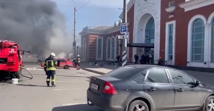 kramatorsk stazione ferroviaria bombardamento