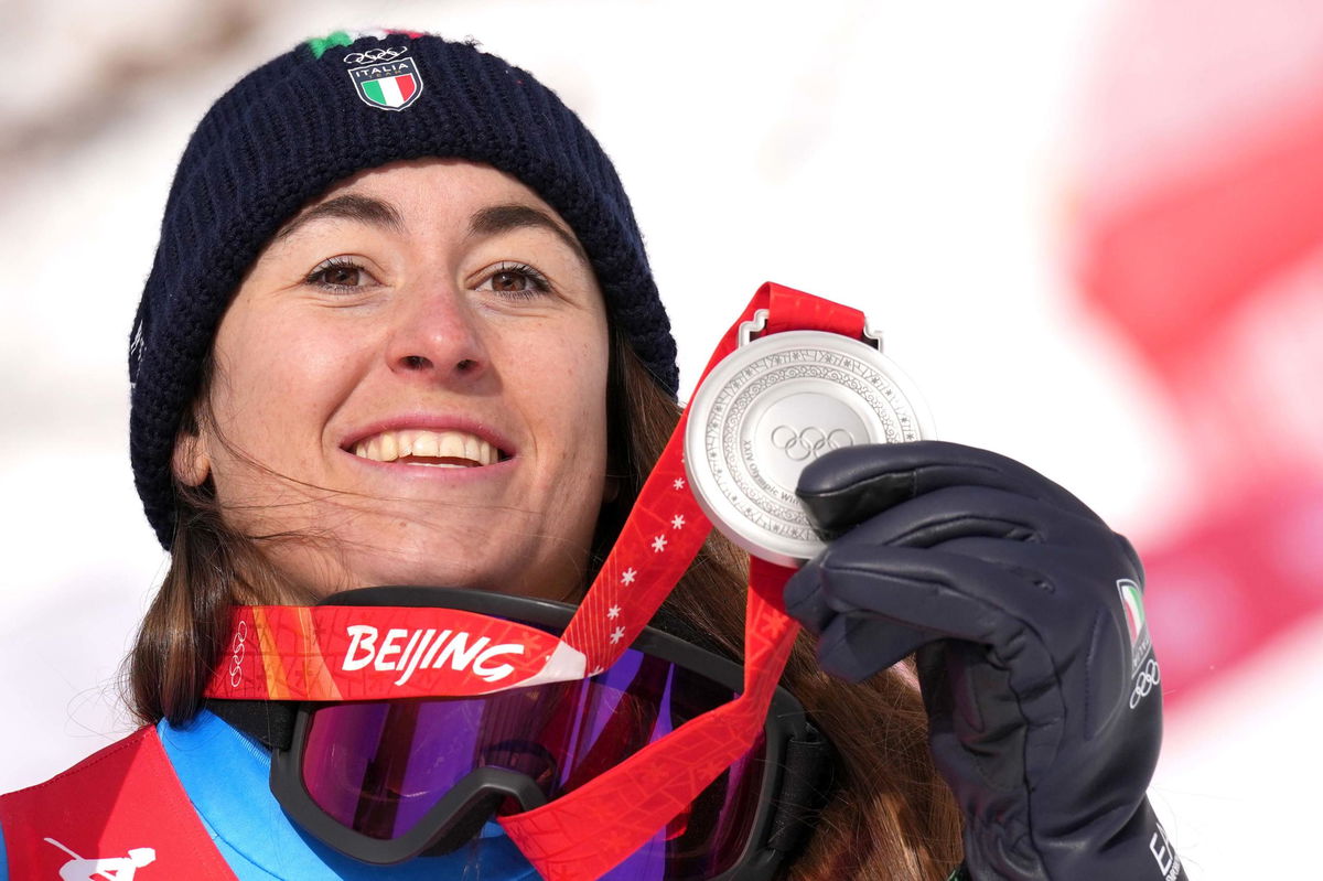 L’assurda teoria di Sofia Goggia secondo cui non ci sarebbero omosessuali nello sci article-post