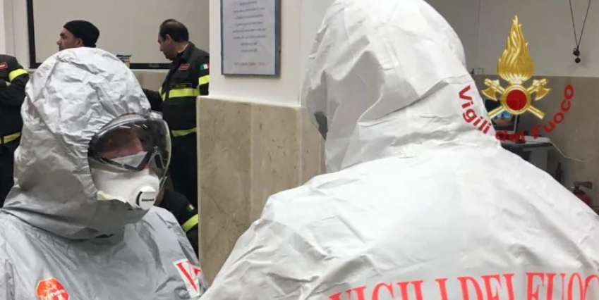 vigili del fuoco nube tossica Metalfer Roè Volciano