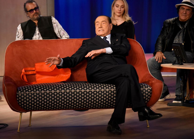 L’attacco di Berlusconi a Nato e Biden: “Putin non tratta con chi gli dà del criminale” article-post