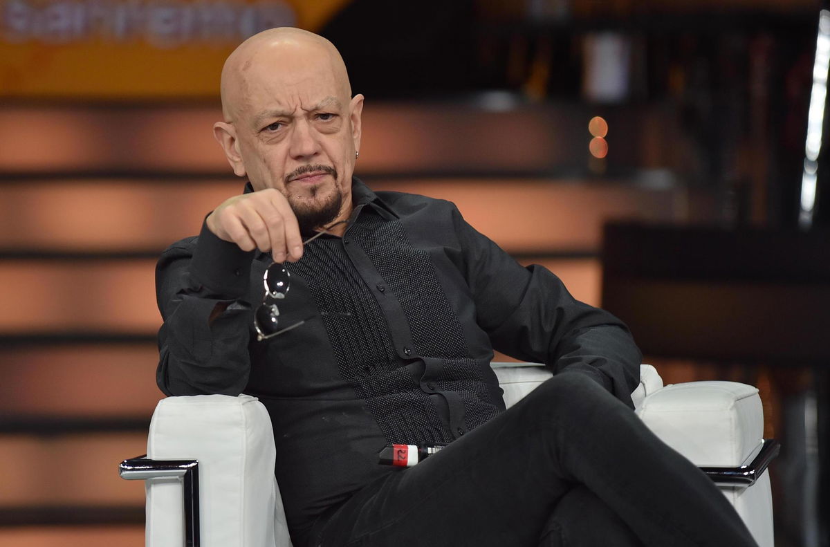La boomerata di Enrico Ruggeri sul caso delle “palpate” delle fan a Blanco article-post