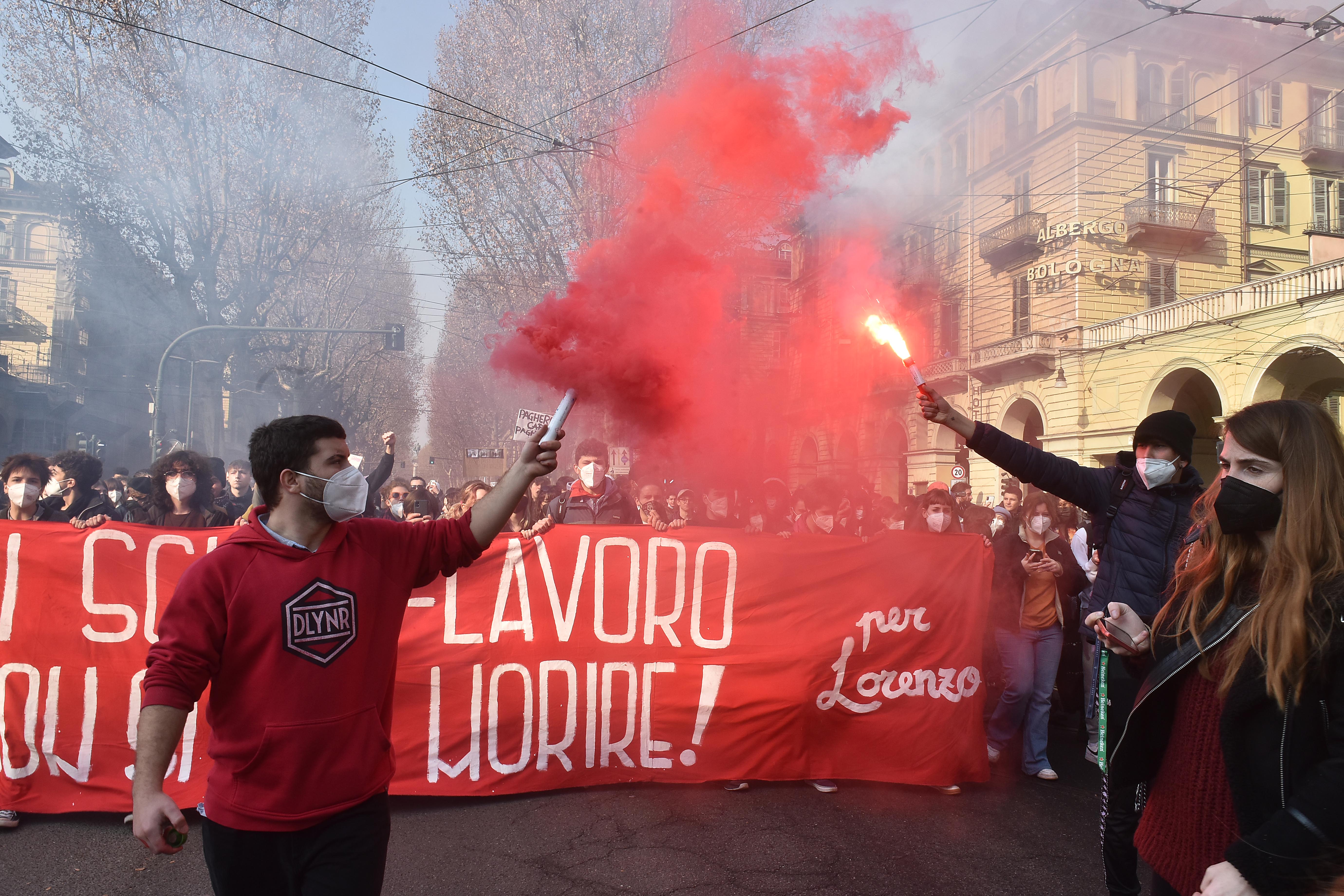 alternanza scuola lavoro incidente merano studente ustionato lorenzo parelli giuseppe lenoci