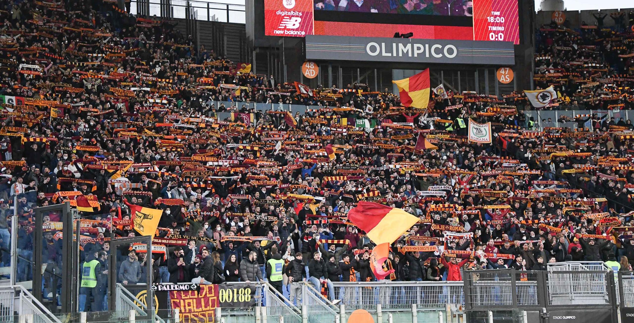 roma curva bandiera marcia su roma fascismo maurizio miccoli polemica