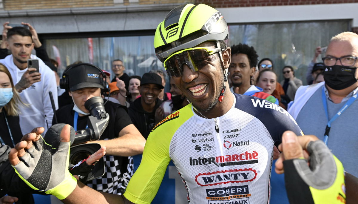 Biniam Girmay, il primo africano nero a vincere una tappa del Giro d’Italia | VIDEO article-post