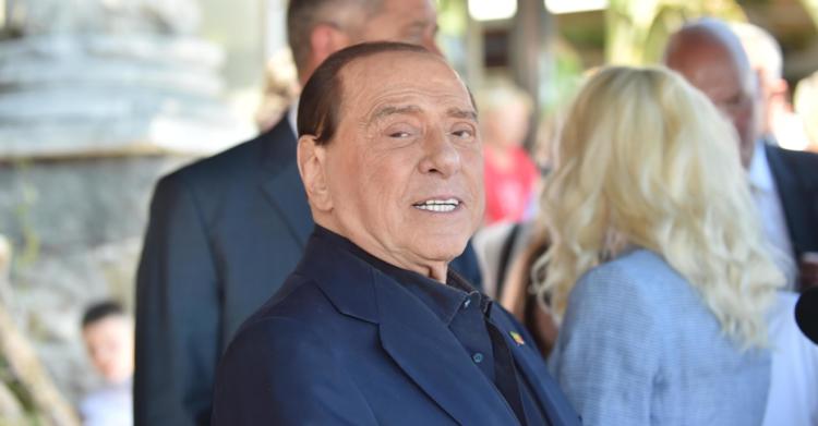 silvio berlusconi benedice Di Maio putin ucraina europa guerra