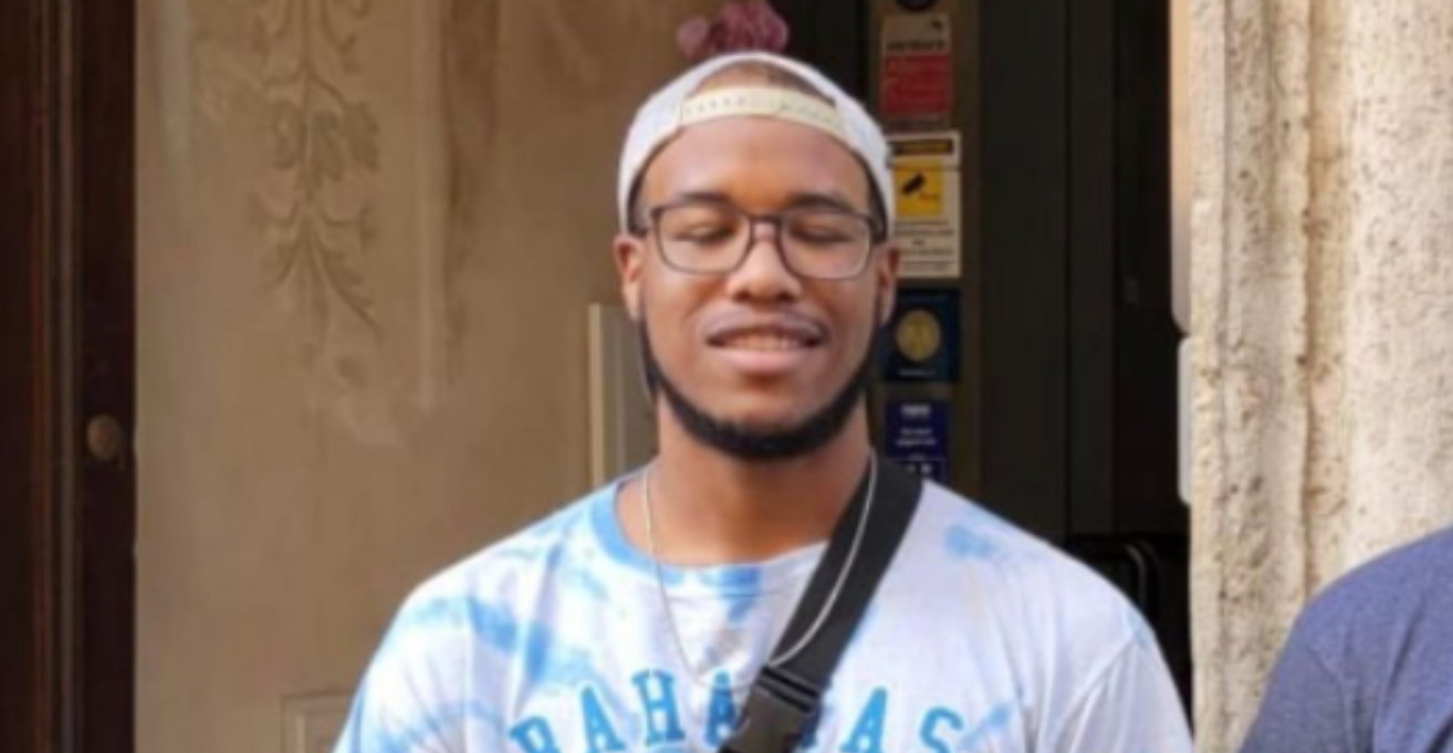 Elijah Oliphant turista americano morto roma tevere