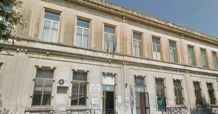 lecce gita alighieri diaz studenti esclusi