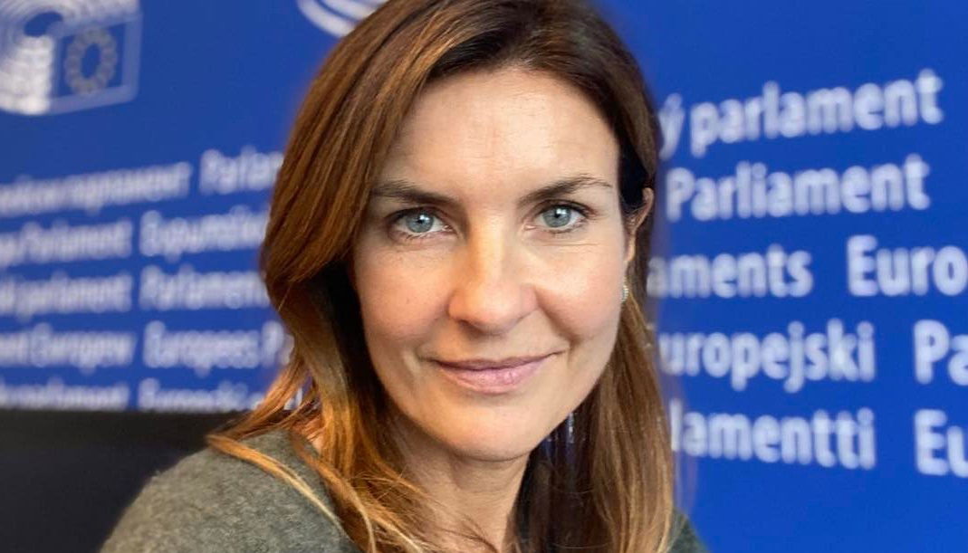 L’eurodeputata Alessandra Moretti pronta a denunciare Giletti: “Nell’intervista al Corriere una violenza intollerabile contro di me” article-post